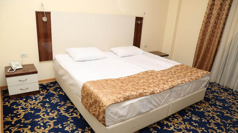 Hotelvrelse p Royal Plaza Hotel i Yerevan